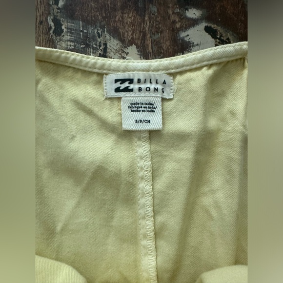 Billabong girls cotton blend pale yellow summer romper Size Small - Picture 5 of 5